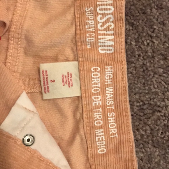 Shorts - Picture 2 of 3